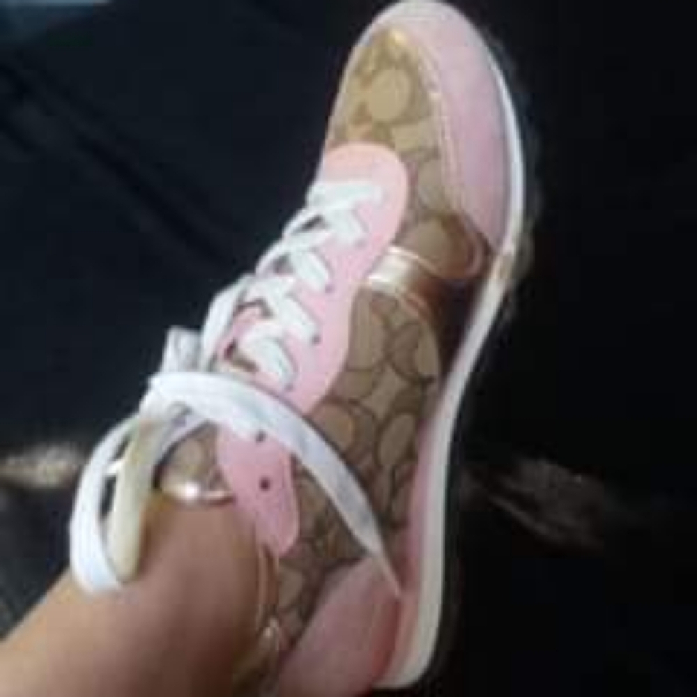 coach sneakers sz 5